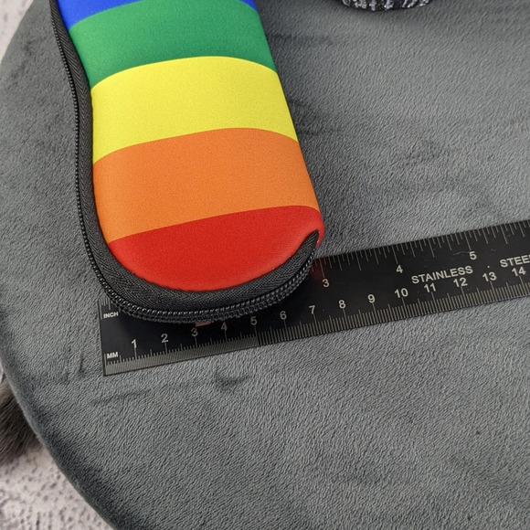 Rainbow flag neoprene zippered glasses sunglasses case with clip - Picture 4 of 6
